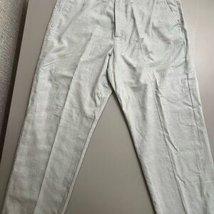 Abercrombie & Fitch Men's Gray/light green Pants, size 33 x 30.
